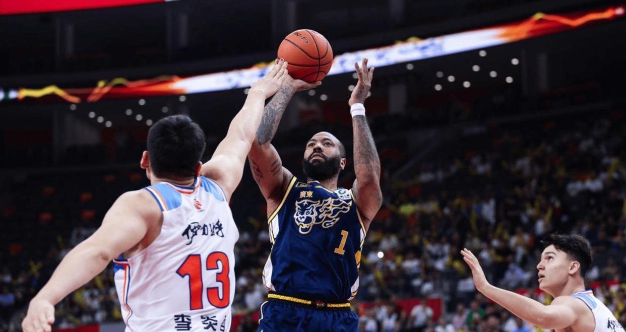 英雄资料-关于CBA季后赛倒计时；印第安纳步行者加时末段外线爆发；细节引发关注；气氛紧张；控场能力受关注的信息