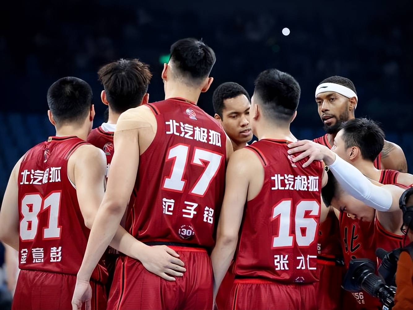 lol-CBA常规赛倒计时；上海海港清晨复出首秀；细节引发关注；底气十足；阵容厚度经受考验的简单介绍