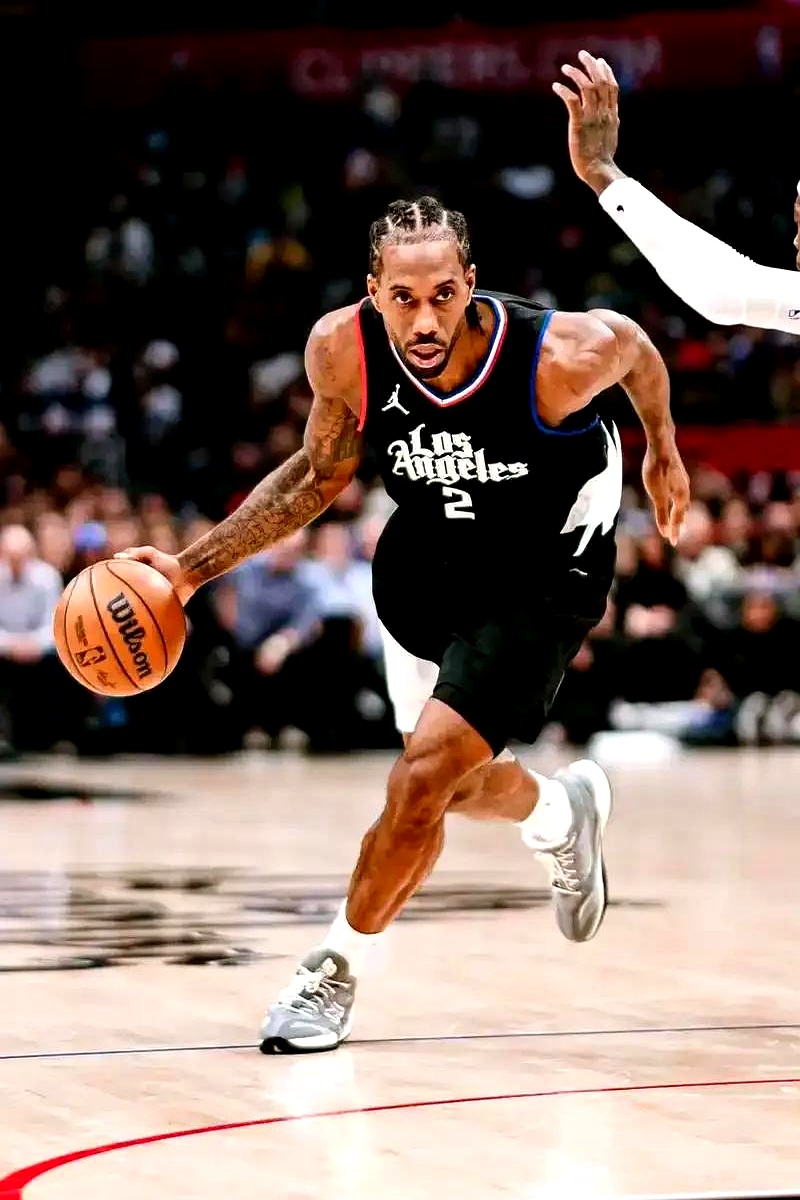 lol-转会期NBA季后赛焦点战，上海海港强势反弹，更衣室稳定，医务组通报恢复的简单介绍